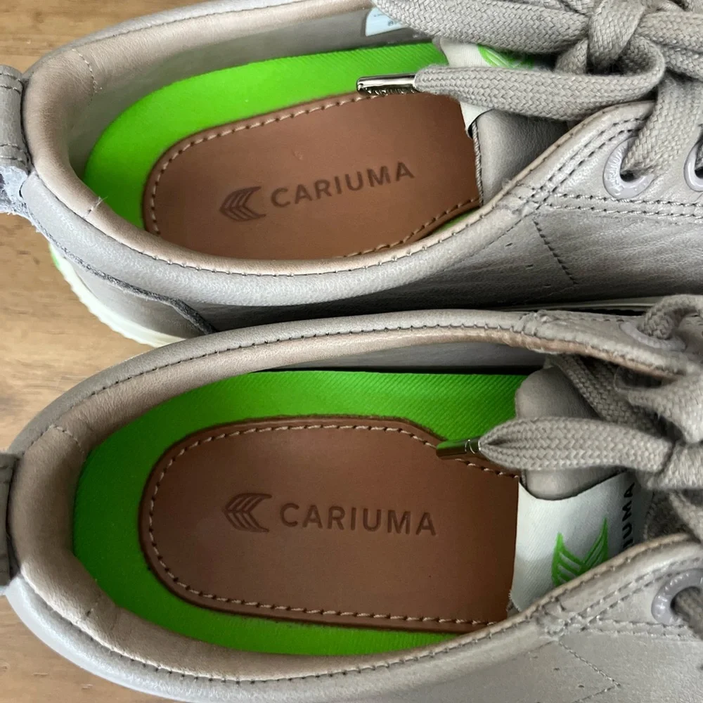 Cariuma timeless staple